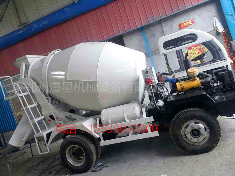 小型混凝土搅拌车